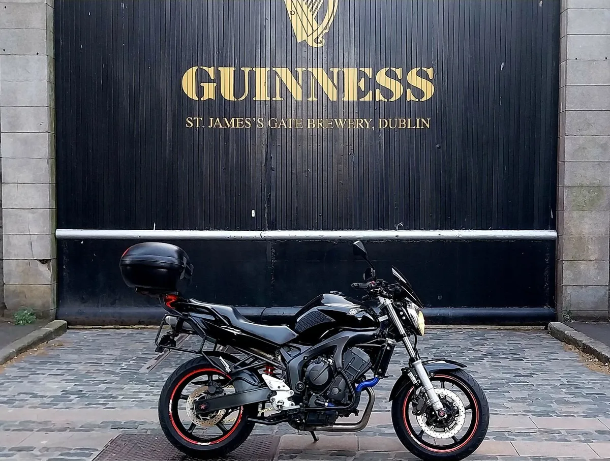 06 YAMAHA  FZ6 - Image 1