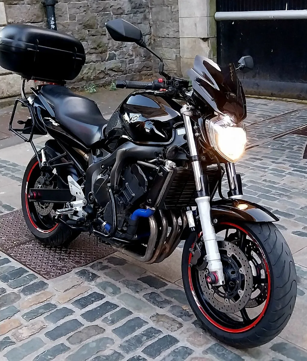06 YAMAHA  FZ6 - Image 3