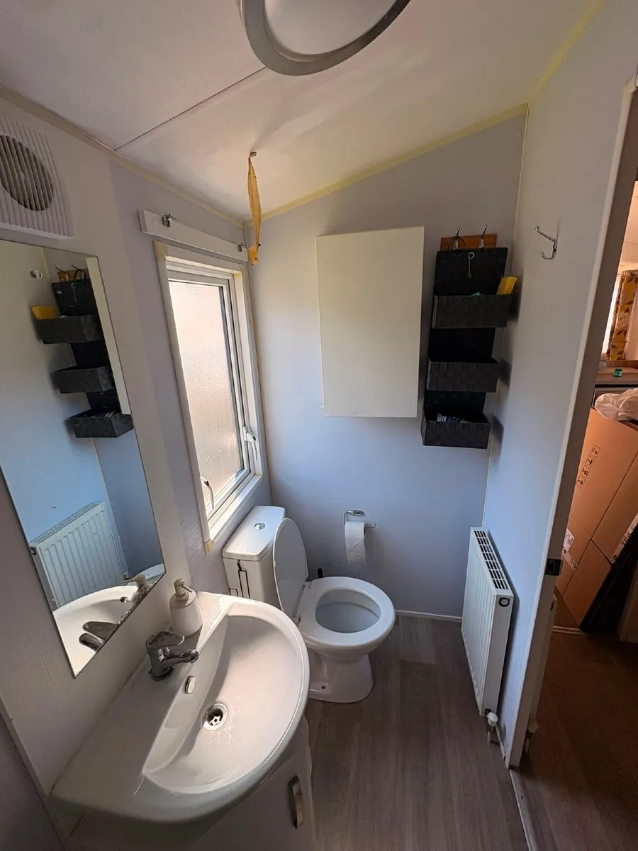 Mobile Home - Image 3