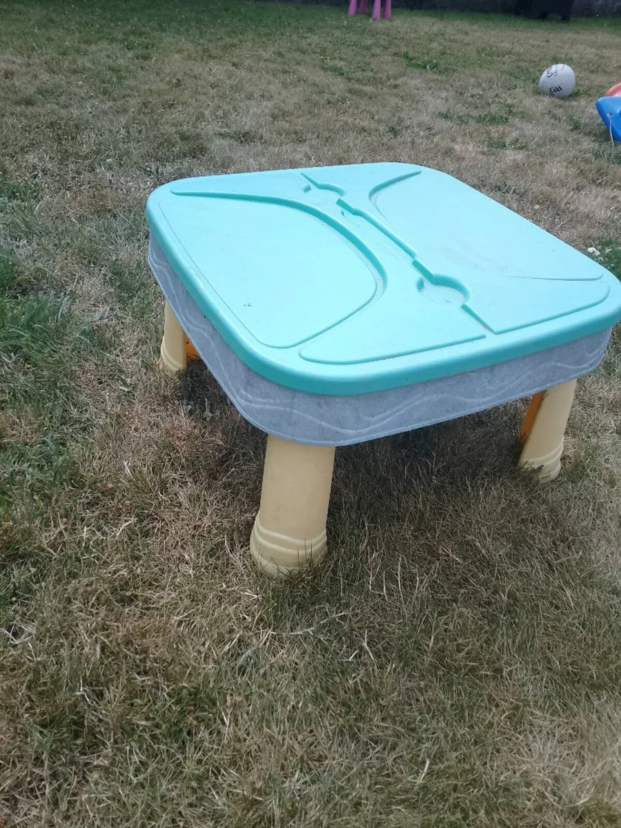 Kids Sand/Water - Image 1