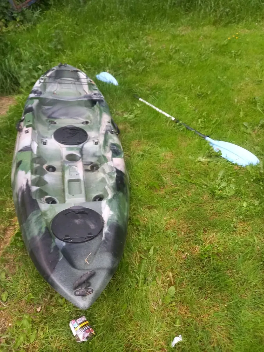 Fishing kayak - Image 1