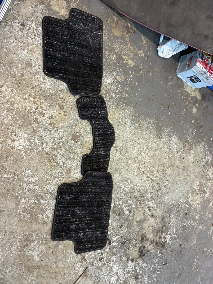 Golf mk8 floor mats - Image 2