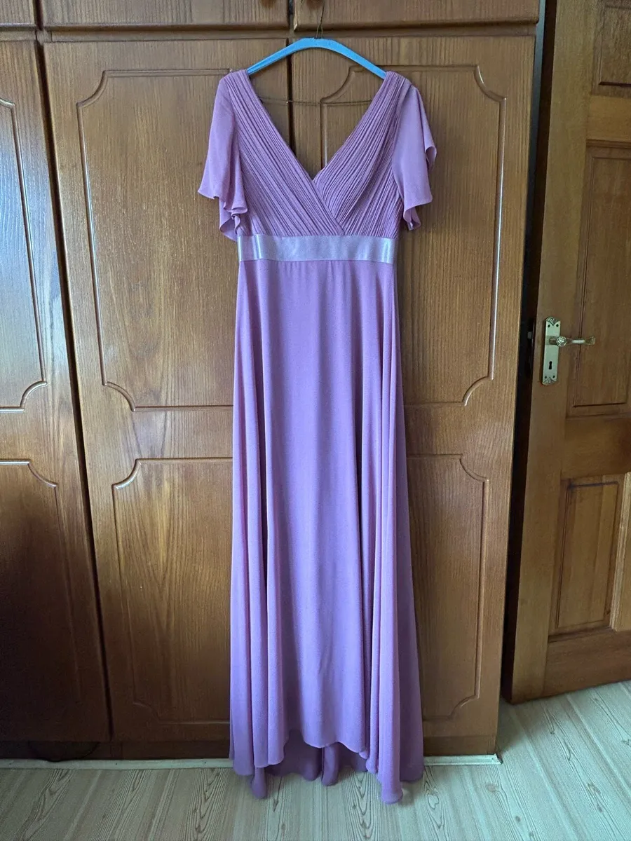Bridesmaids Dresses - Image 1