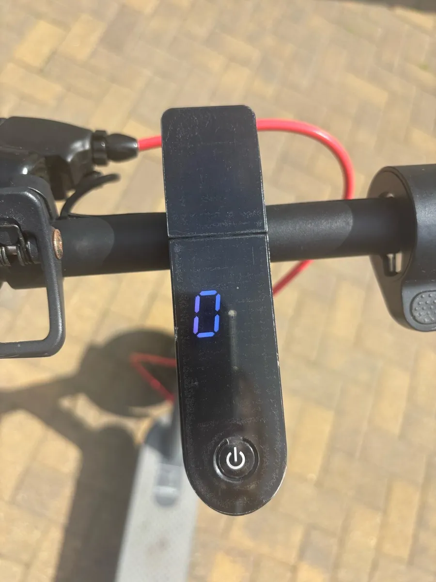 E scooter - Image 4