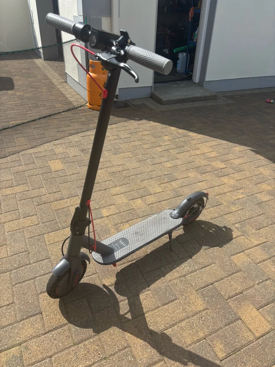 E scooter - Image 1