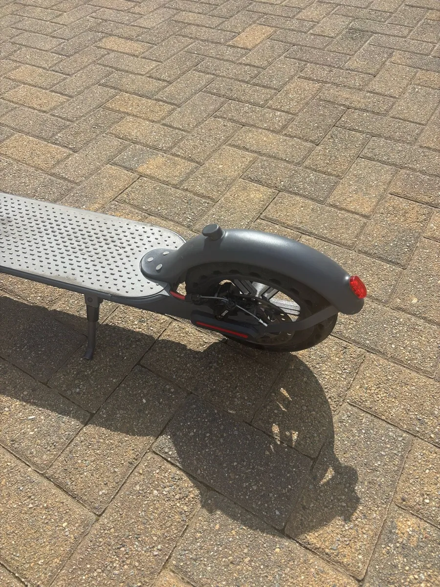 E scooter - Image 2