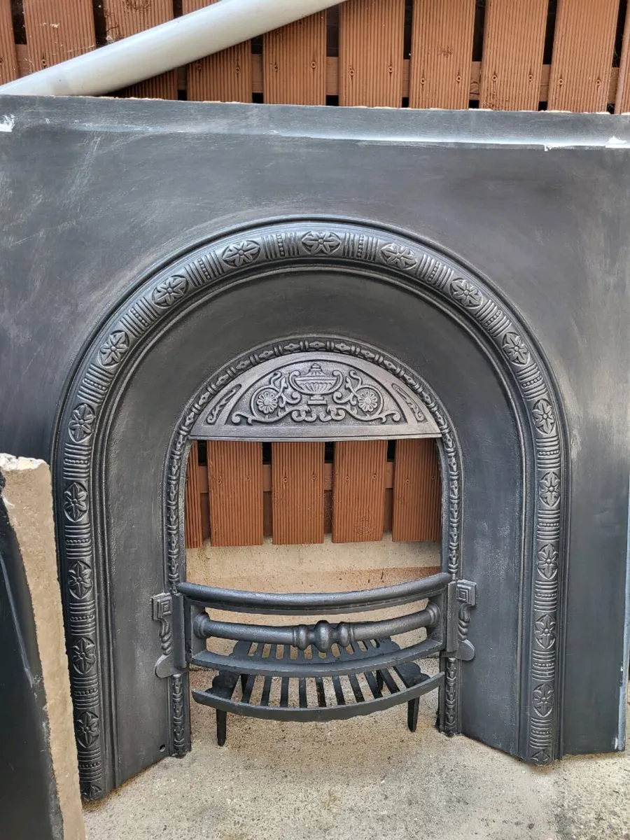 Fire insert cast iron - Image 1