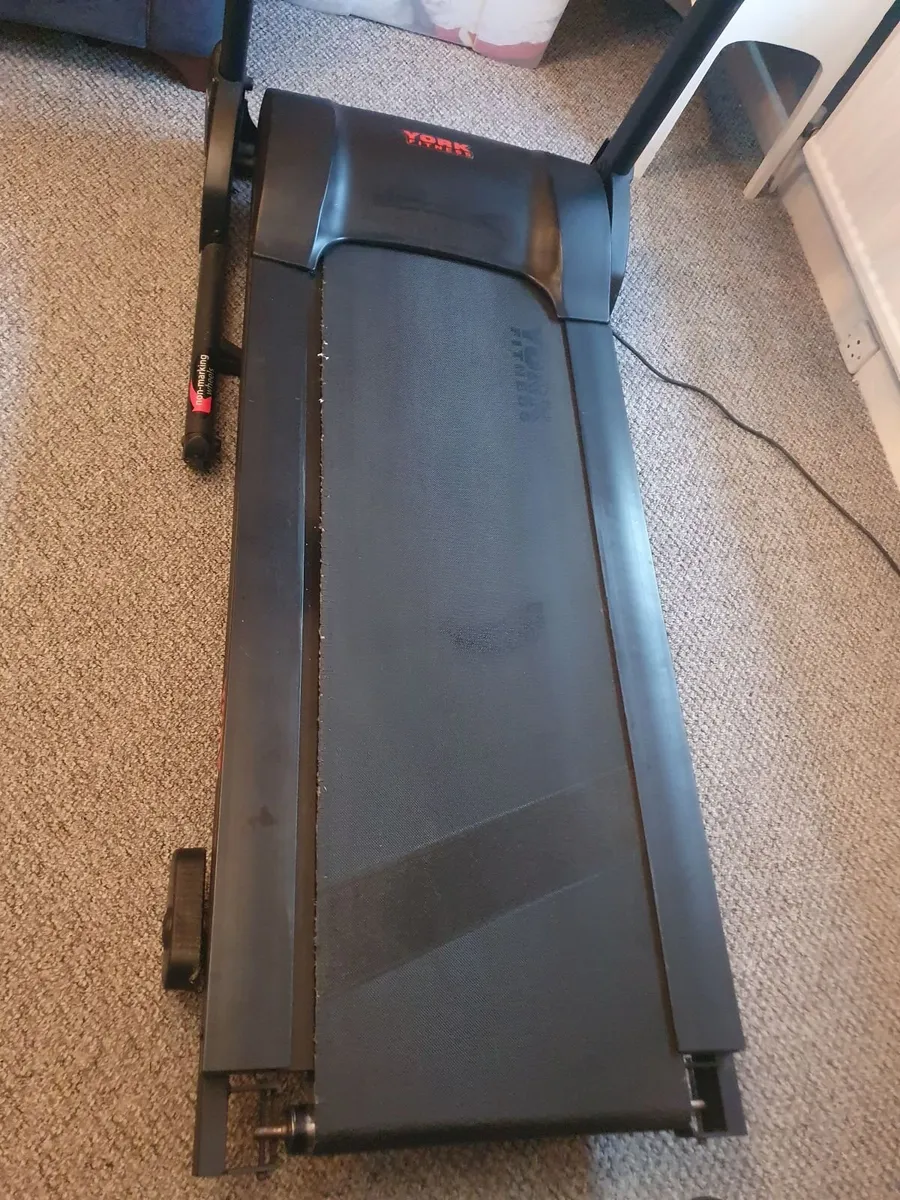 Treadmill - Image 2