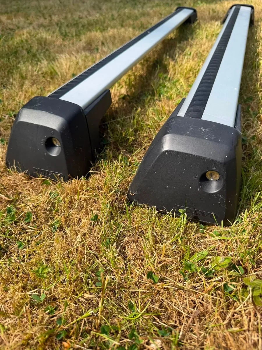 Genuine Volvo Roof Box + Original Volvo Roof Bars - Image 1
