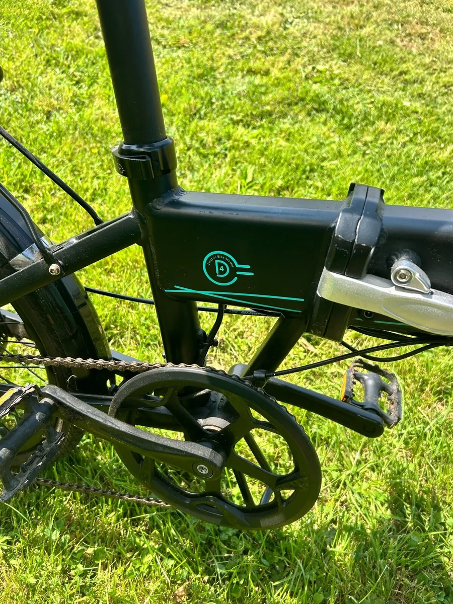 Fiido D4 electric bike - Image 4