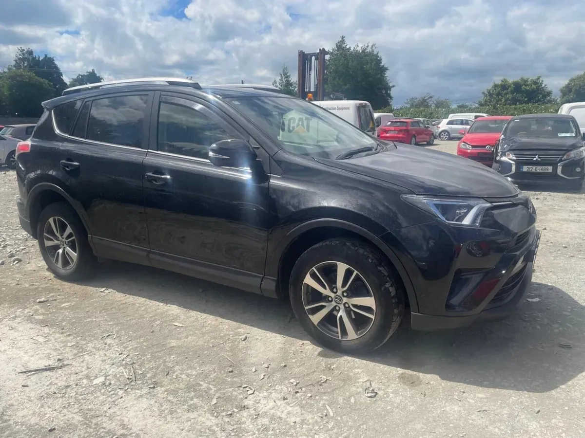 18 Toyota Rav 4 2.0 diesel not recovered - Image 3