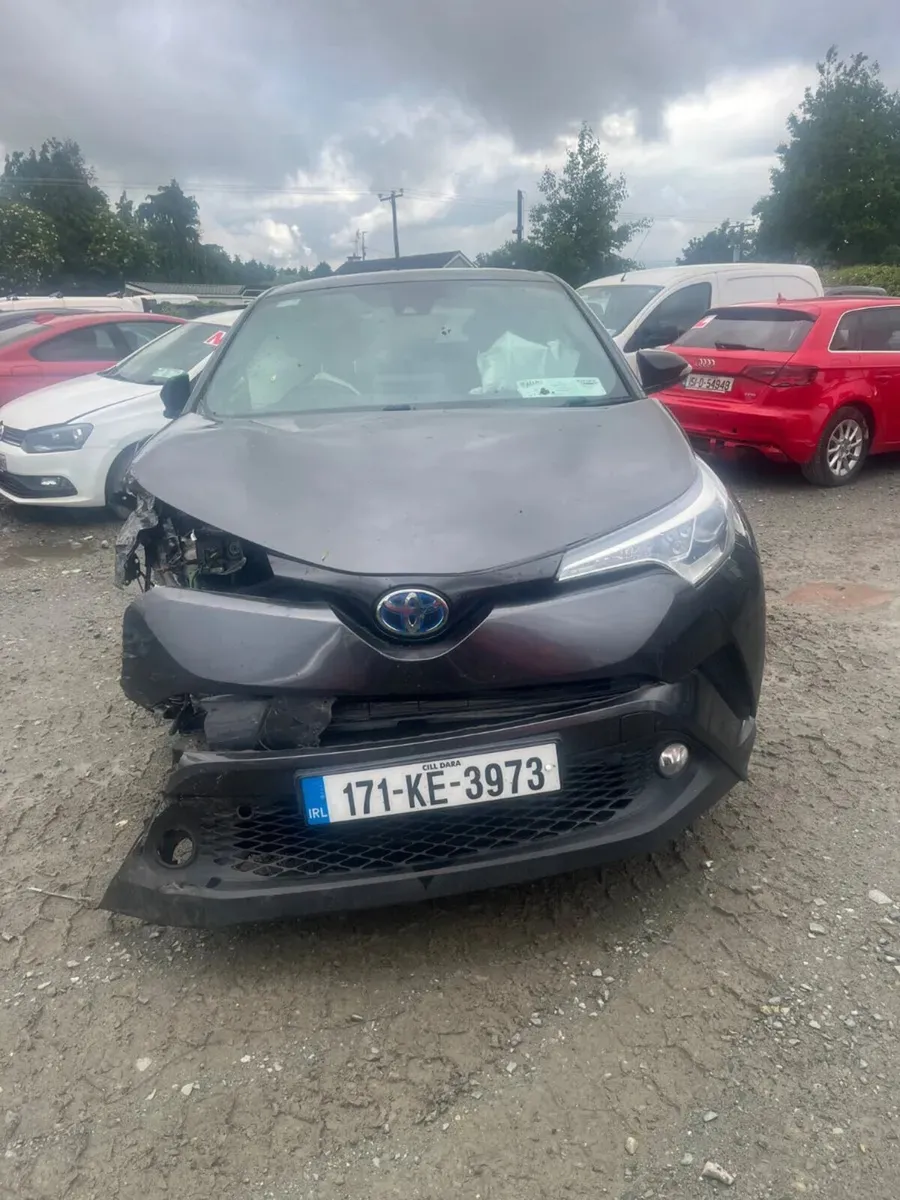171 Toyota chr hybrid - Image 1