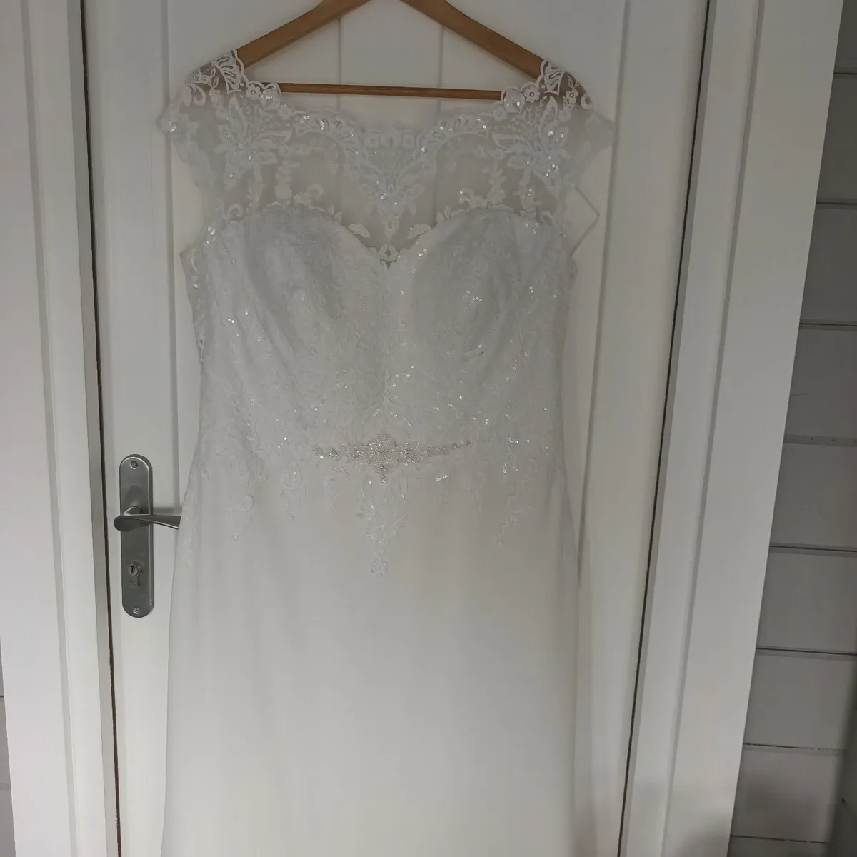 Wedding dress - Image 3