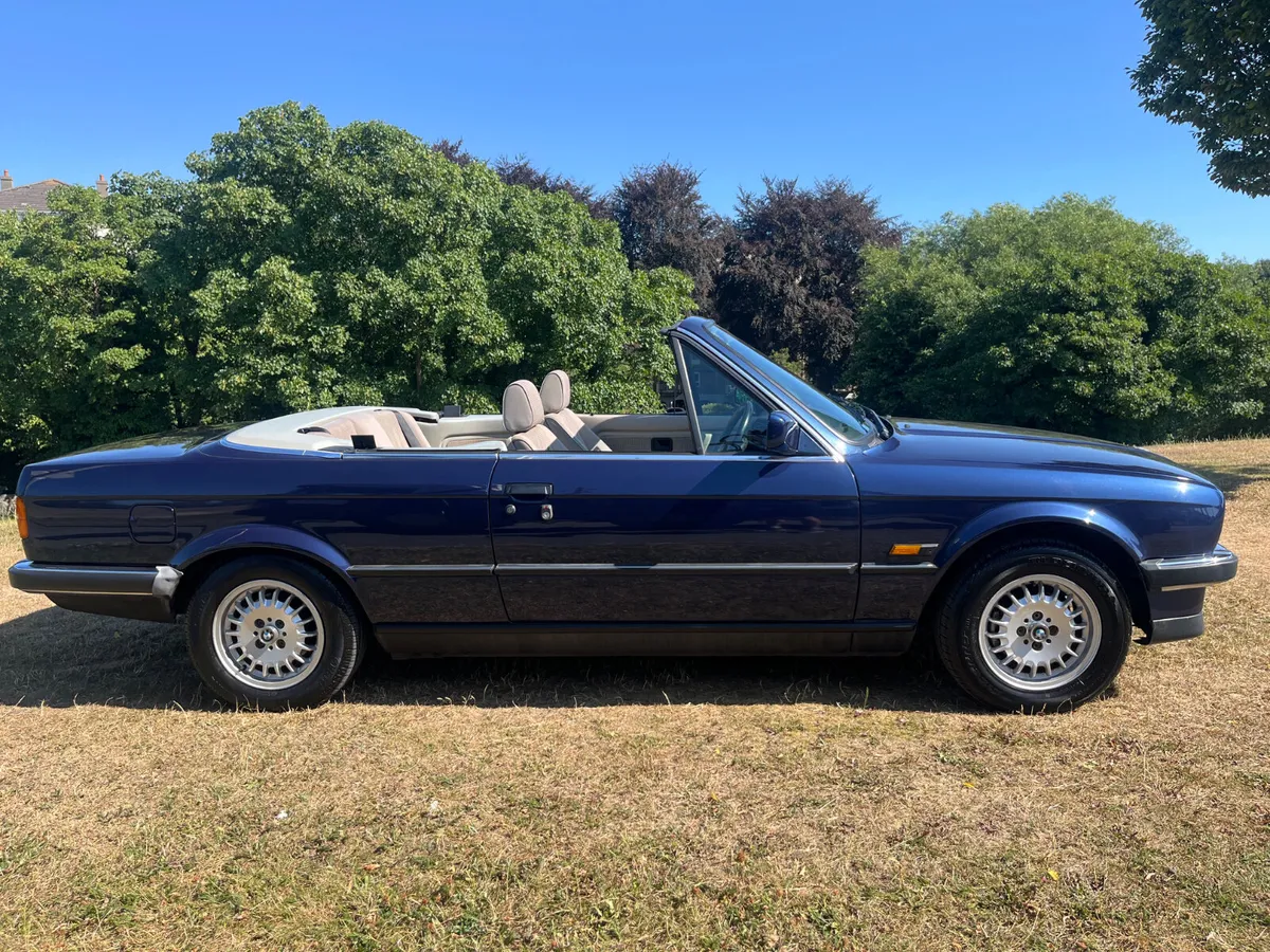 1987 BMW 325i Cabriolet manual - Image 4