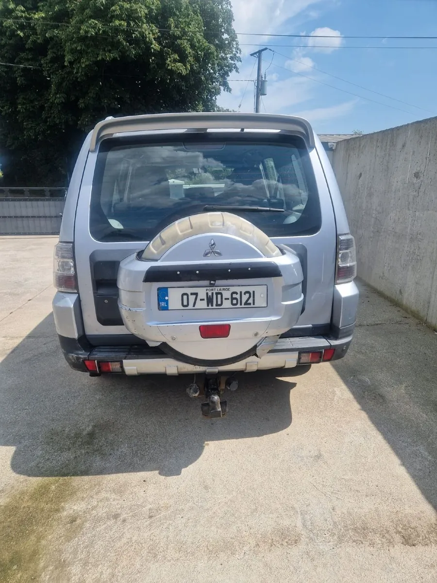 Mitsubishi Pajero 2007 - Image 2