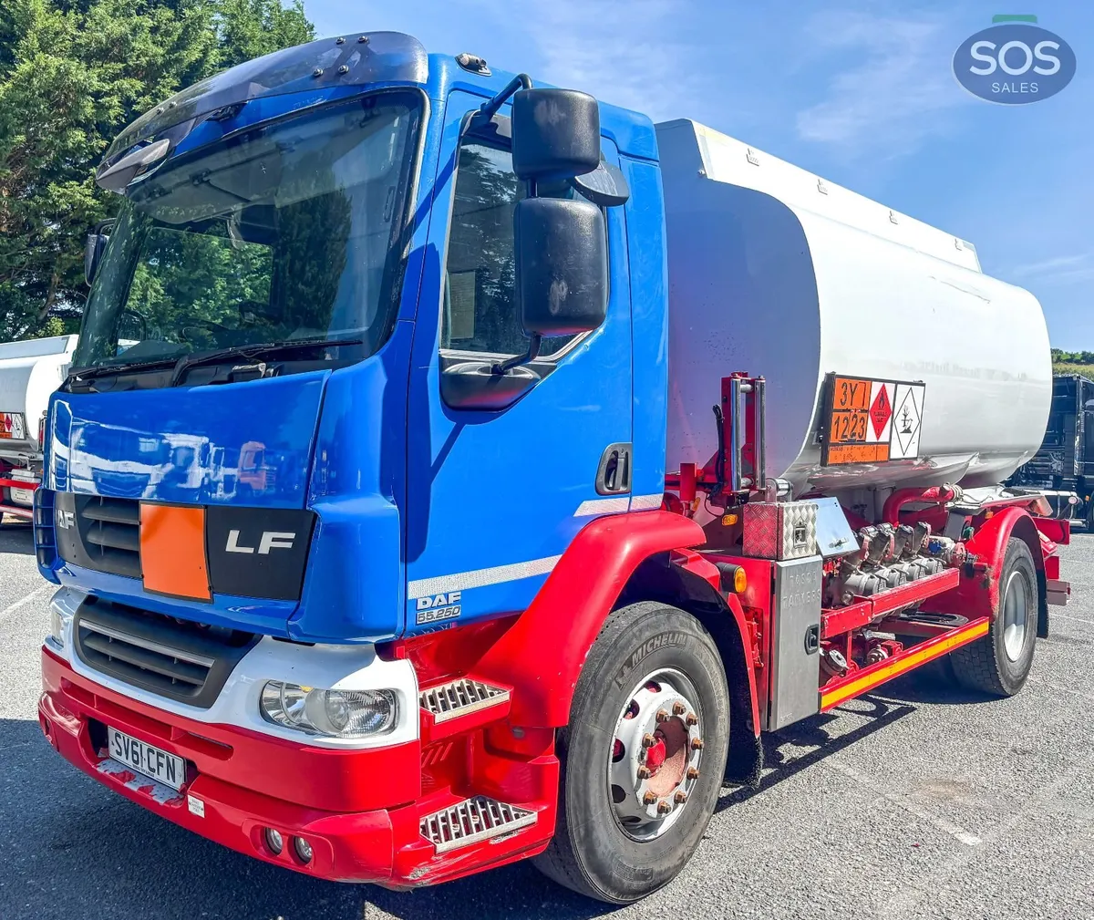 2011 DAF FA LF55 250 Rigid Tanker - Image 1