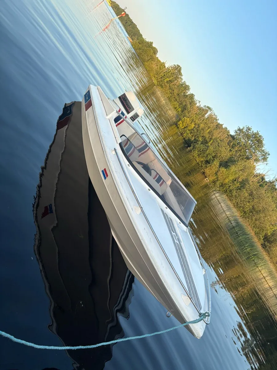 *Broom Speed Boat 60HP Johnson’s* - Image 1