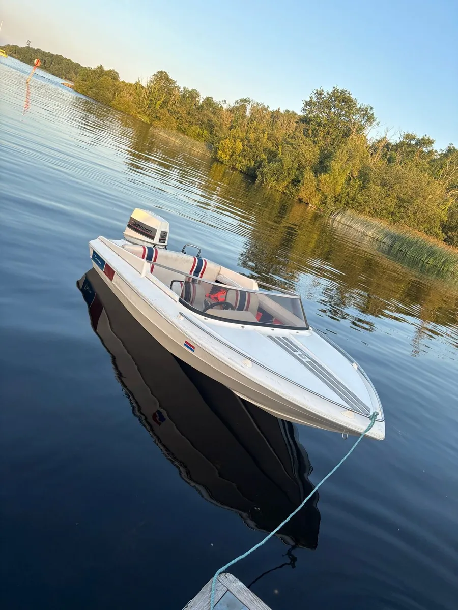 *Broom Speed Boat 60HP Johnson’s* - Image 2