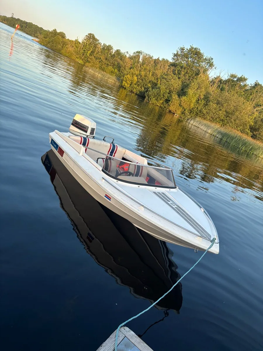*Broom Speed Boat 60HP Johnson’s* - Image 3