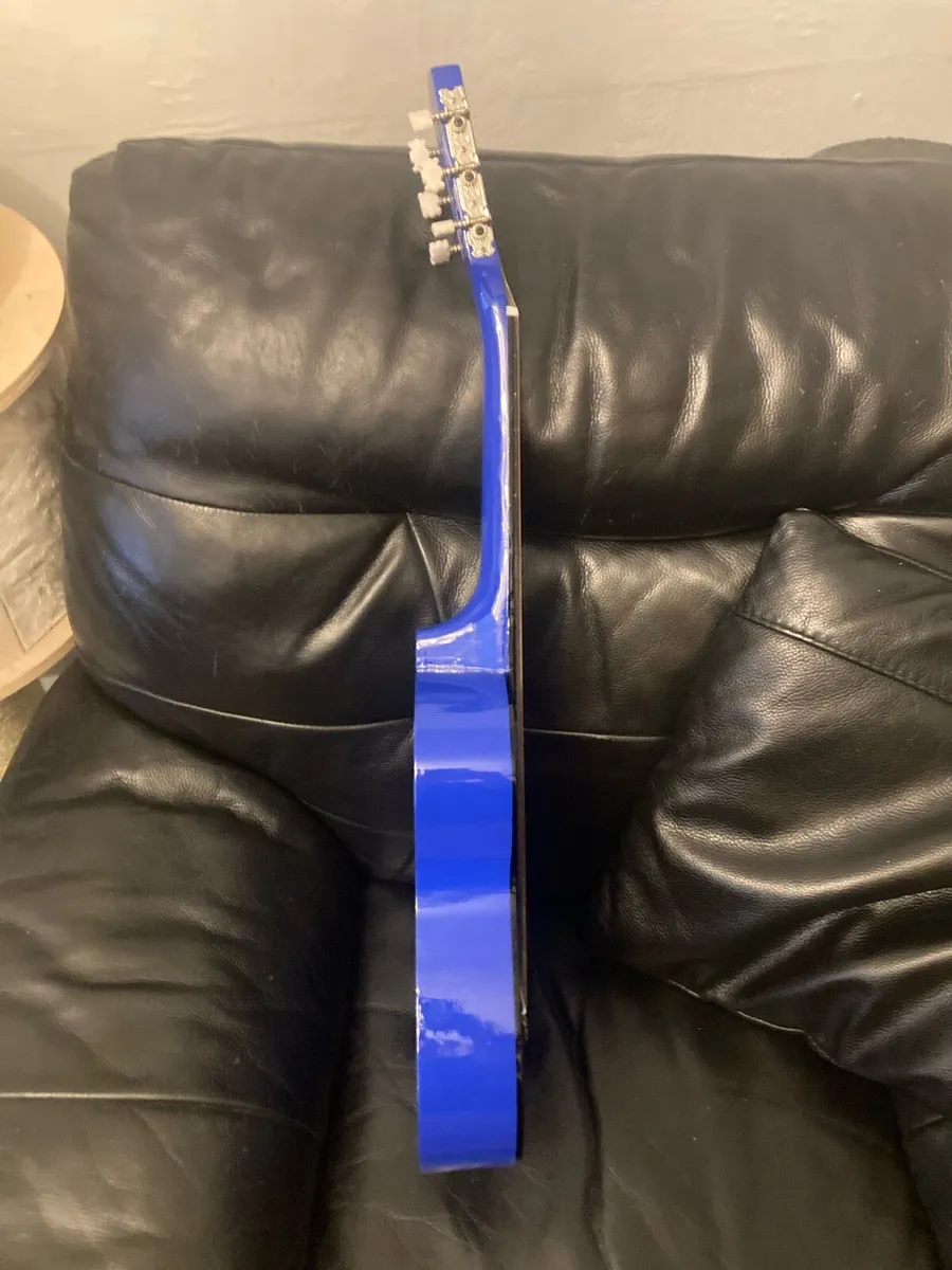 Kids 1/4 Guitar - Real Instrument - ages 4-5 - Image 2