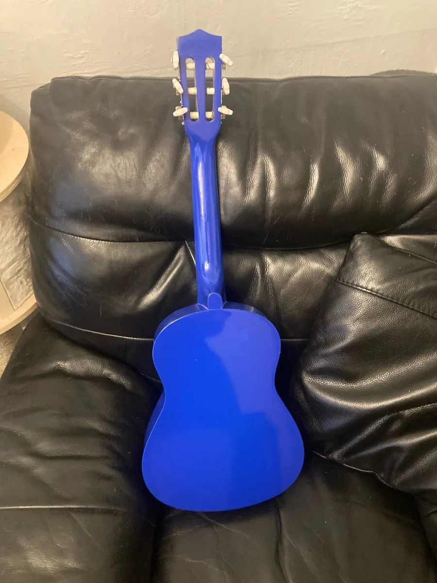 Kids 1/4 Guitar - Real Instrument - ages 4-5 - Image 3