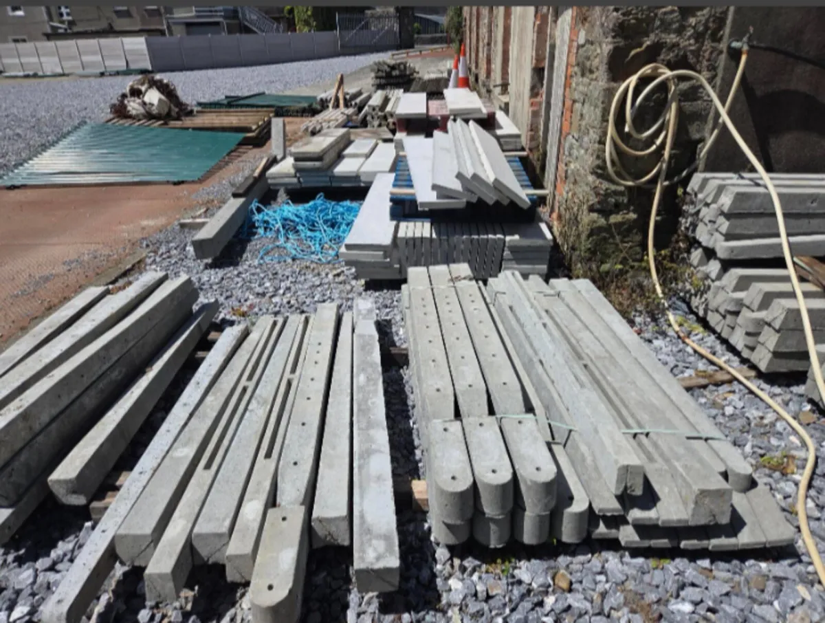 Concrete Fencing Posts - Image 4