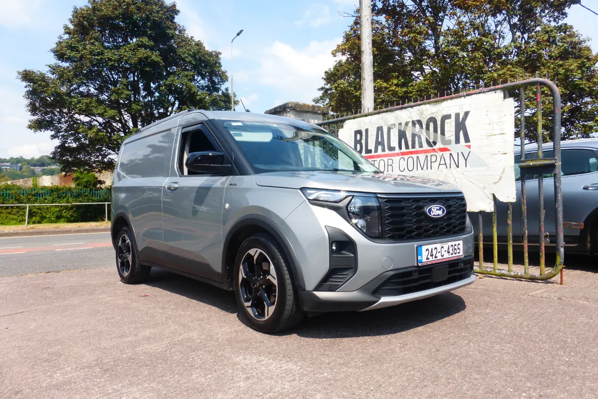 Ford Transit Courier 2024 - Image 1