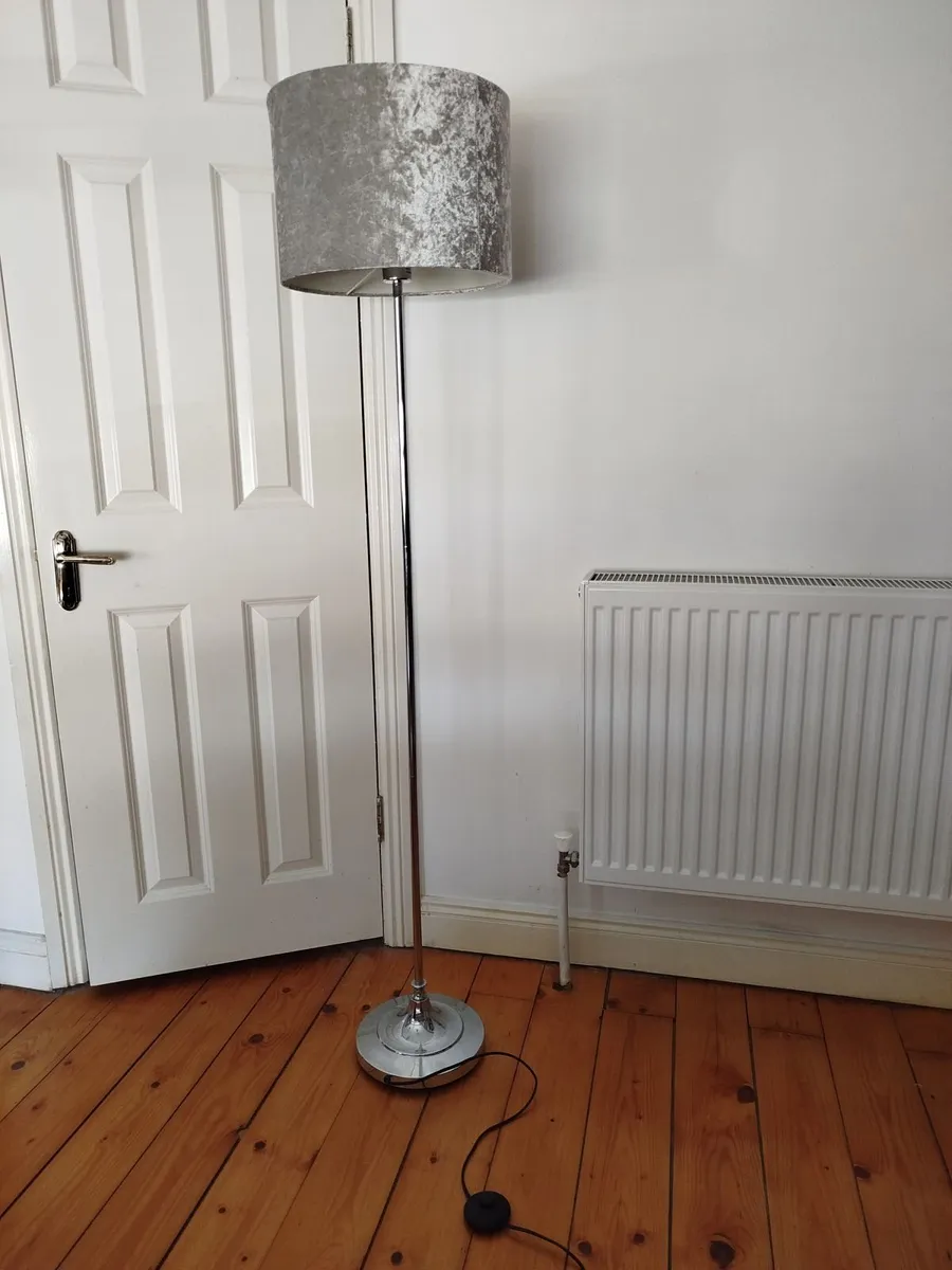 5ft Lamp - Image 2