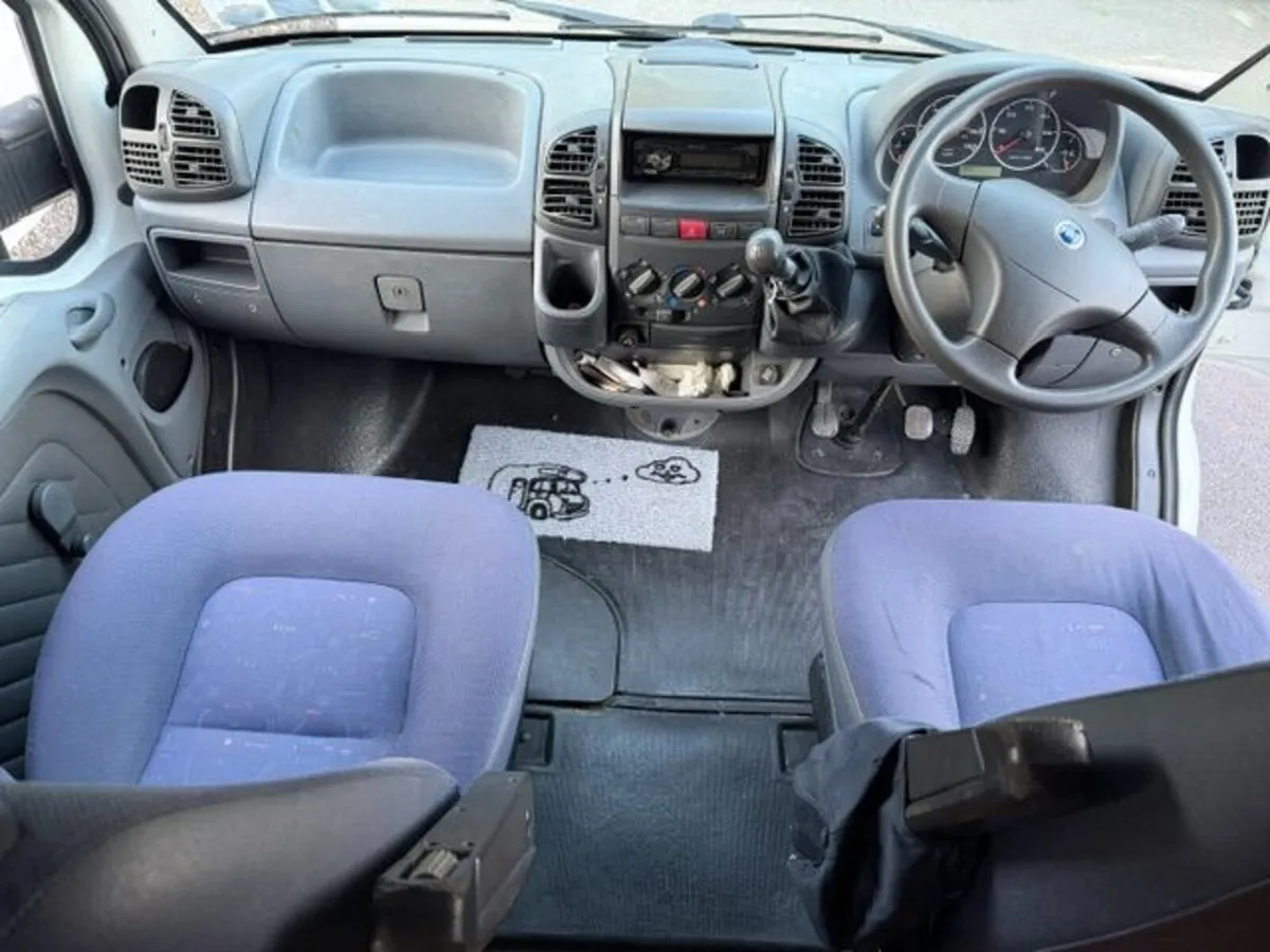 Motorhome - Image 3
