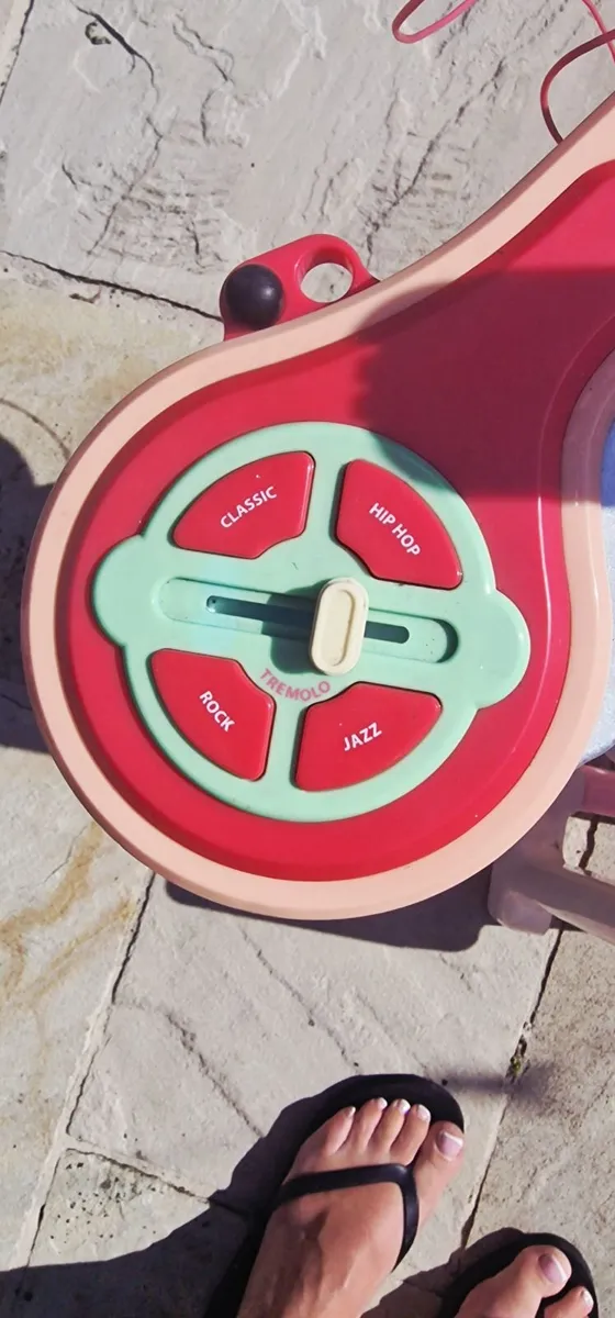 Kids piano - Image 1