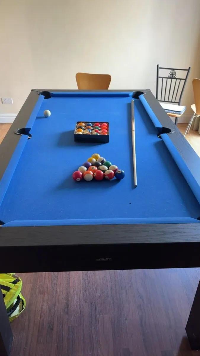 American Style pool table with 2 sets of pool ball - Image 1