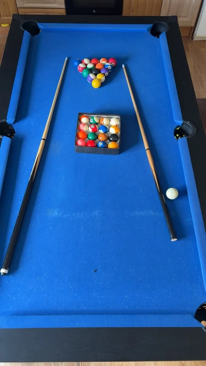 American Style pool table with 2 sets of pool ball - Image 3