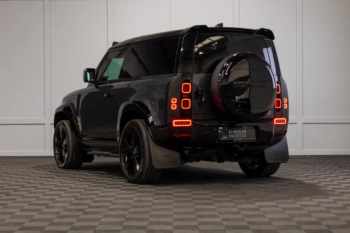 2021 Land Rover Defender 90 3 Seat Commercial - Image 4