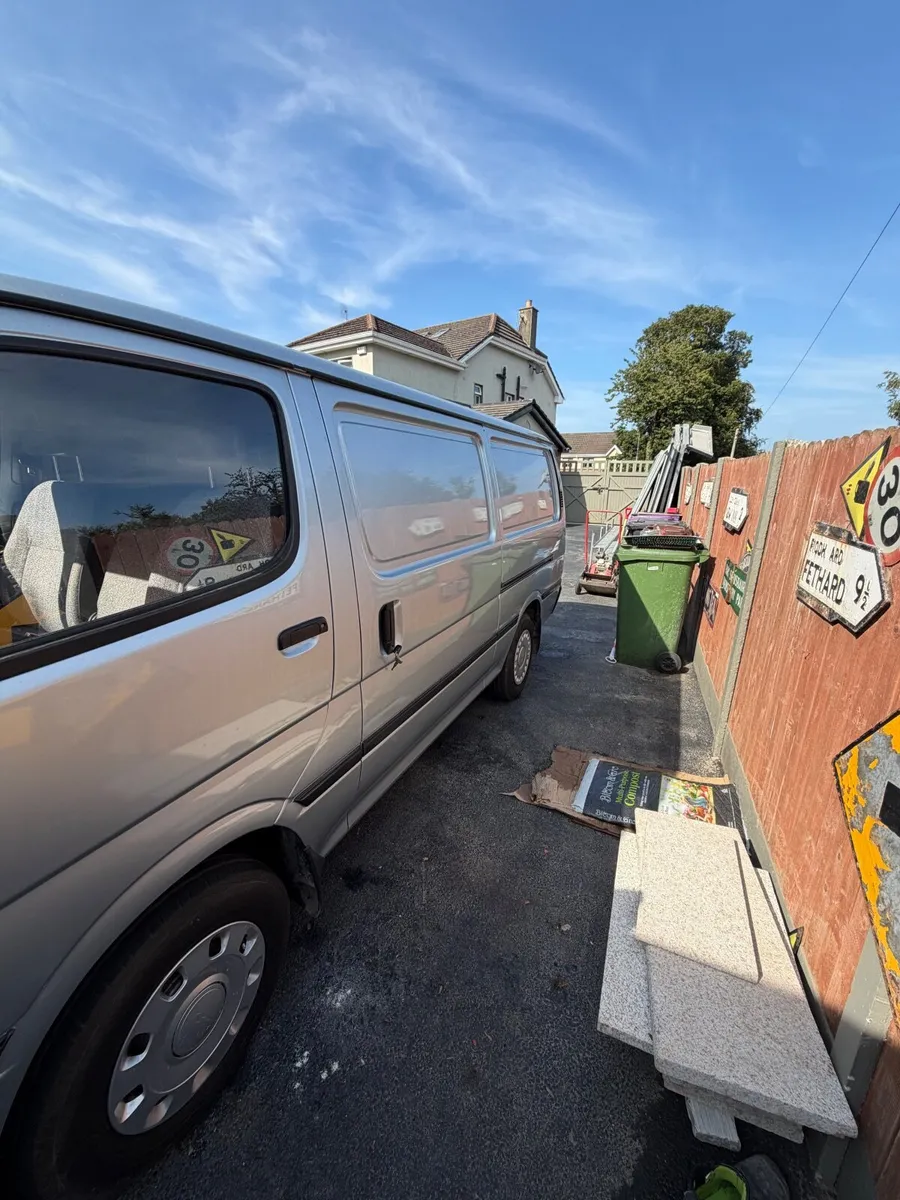 Toyota HiAce 1993 - Image 4