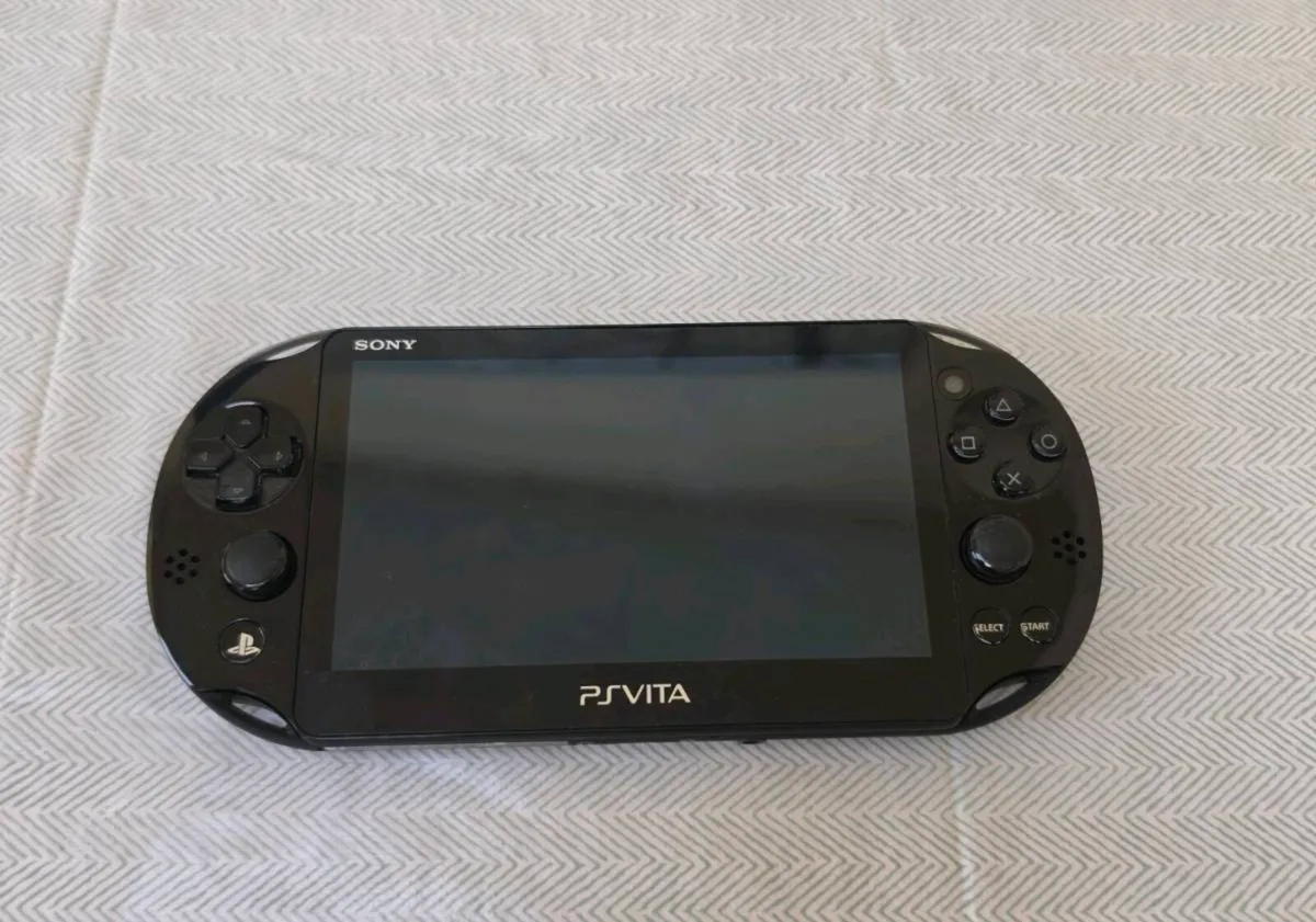 PS Vita Slim - Image 2