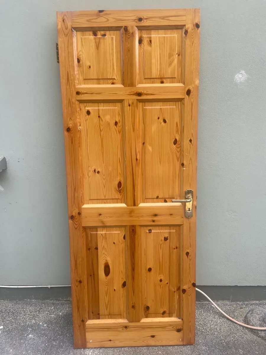 13 Solid Red Deal Internal Doors for sale - Image 1