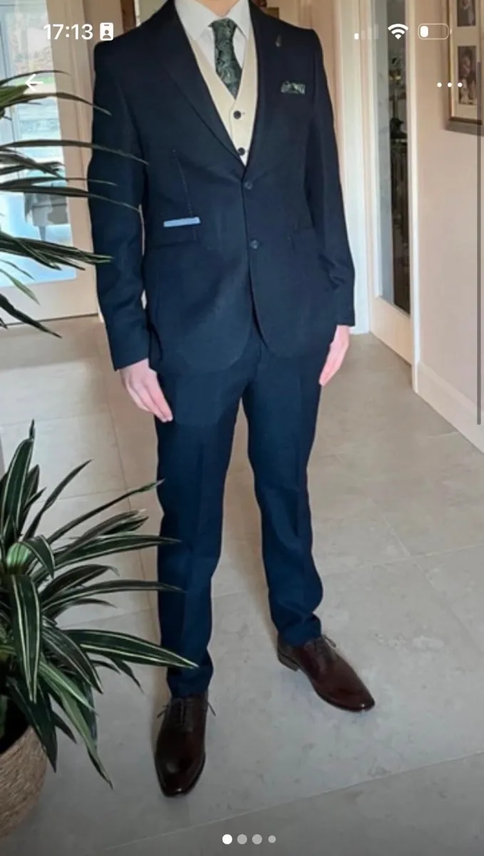 Men’s suit . - Image 2