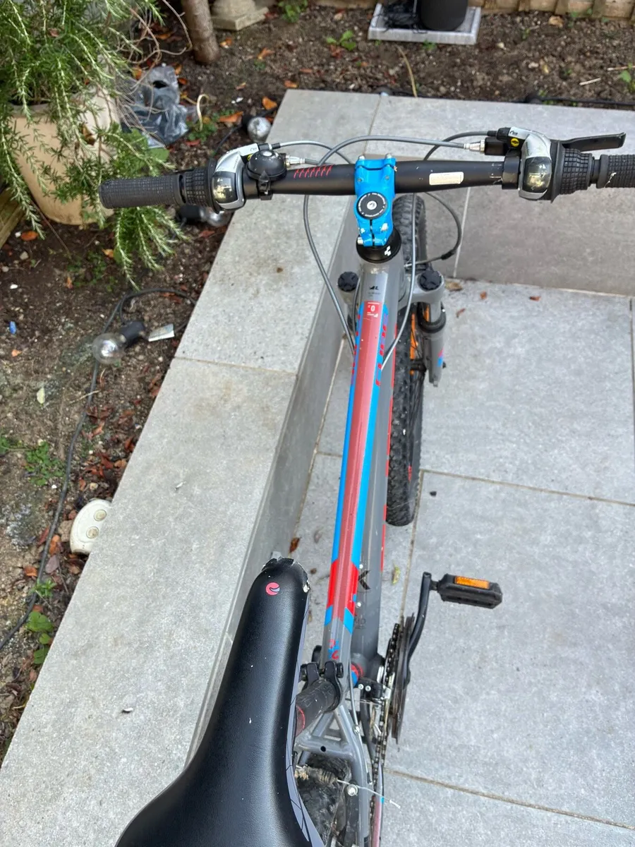 Boys bike - Image 3