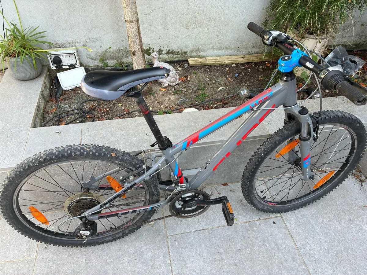 Boys bike - Image 1