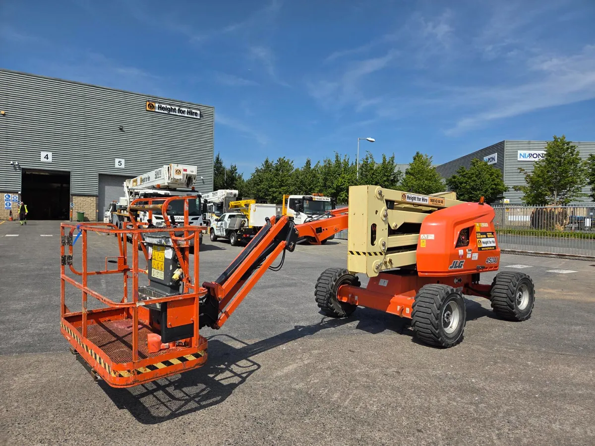 Genie Z45 ( JLG 450 AJ Diesel Boom - year 2015 ) - Image 2