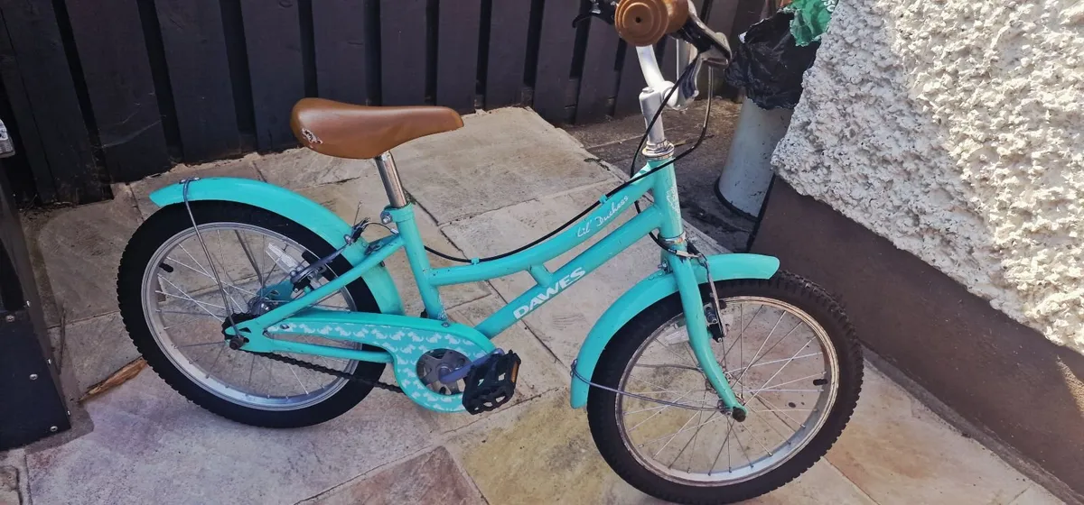 Girls bike - Image 4