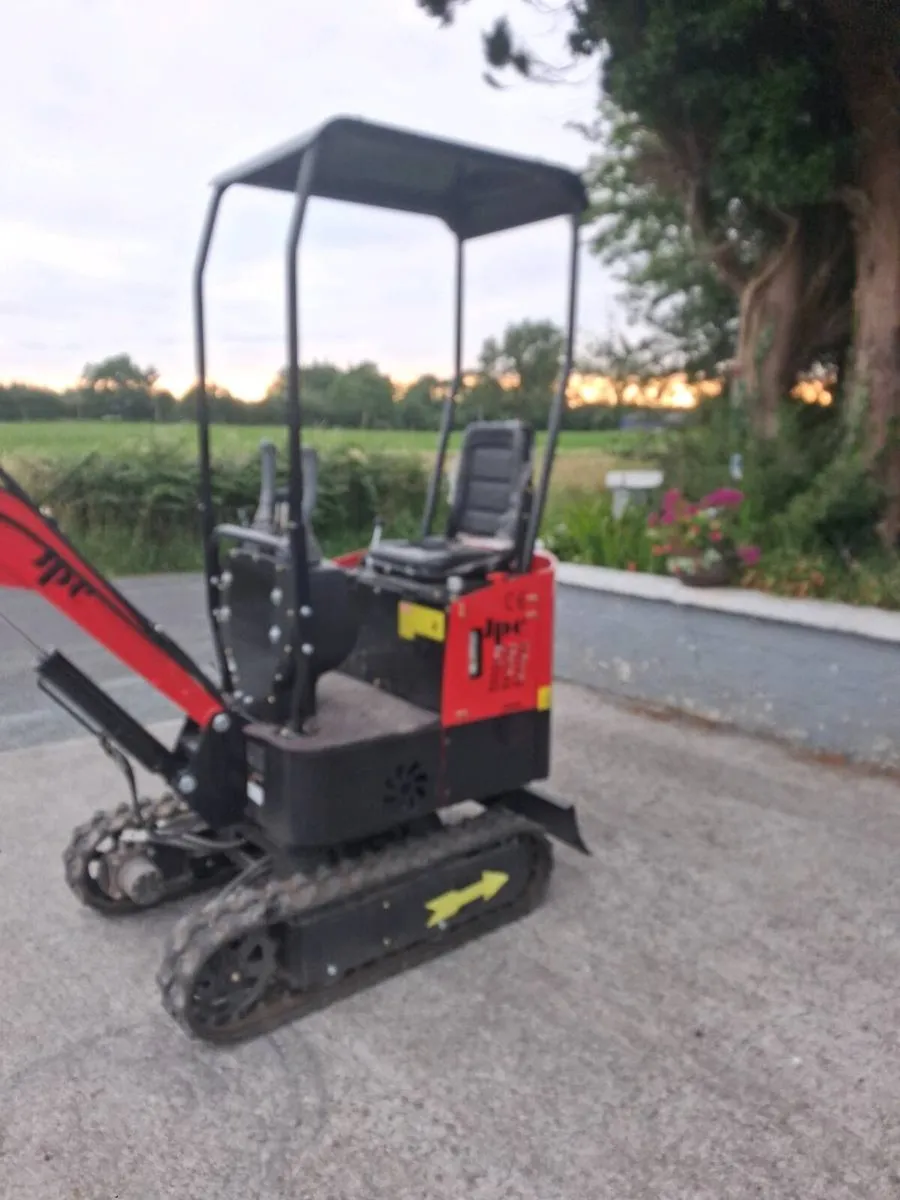 Mini digger - Image 4