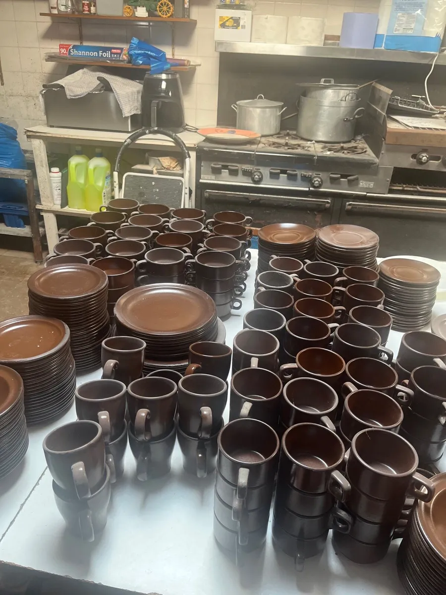 Restaurant Service Set/Crockery - Image 1