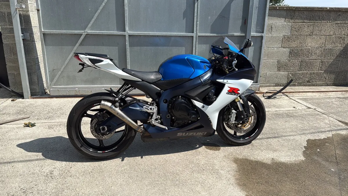 Suzuki Gsxr750 - Image 1