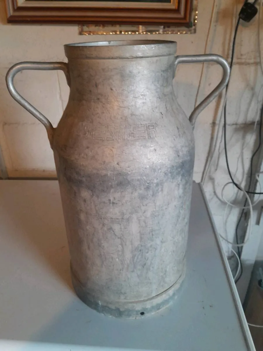 Vintage half size  milk can - Image 2