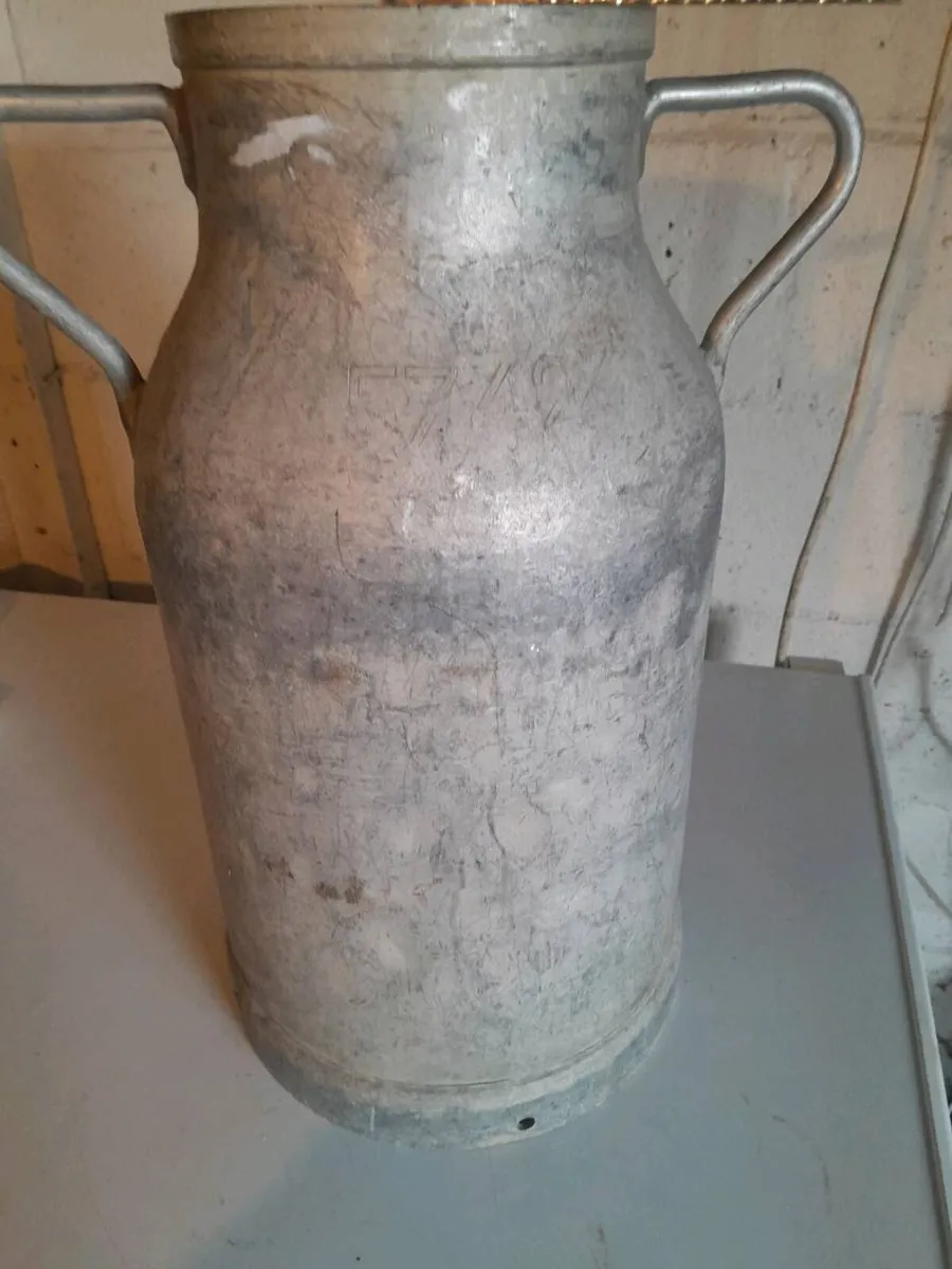 Vintage half size  milk can - Image 4