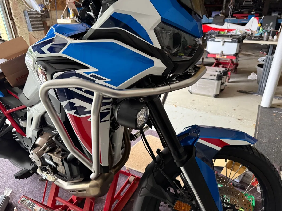 2025 Honda Africa Twin DCT | 4,500 km | - Image 3