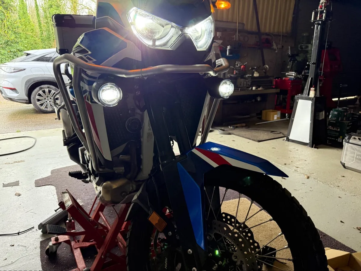 2025 Honda Africa Twin DCT | 4,500 km | - Image 4