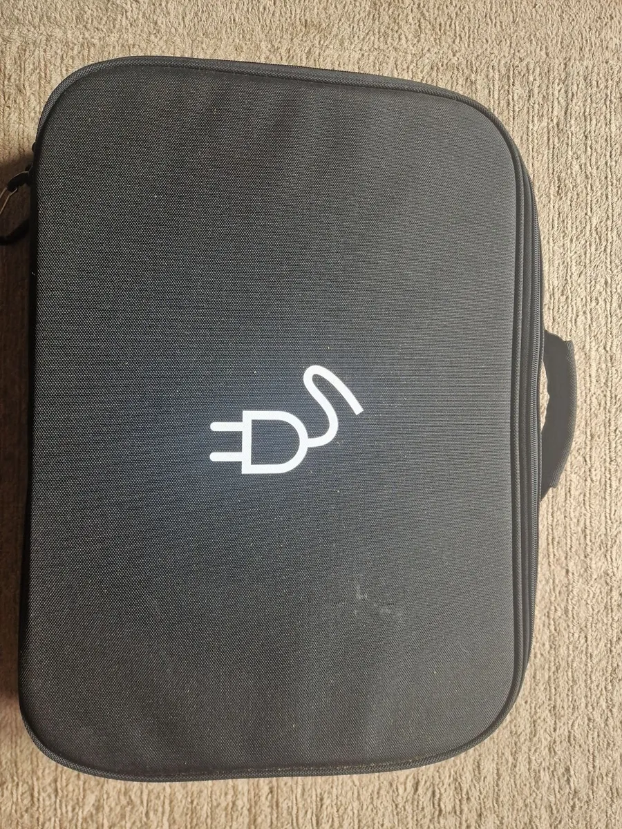 Porsche Mobile Charger Plus - Image 1