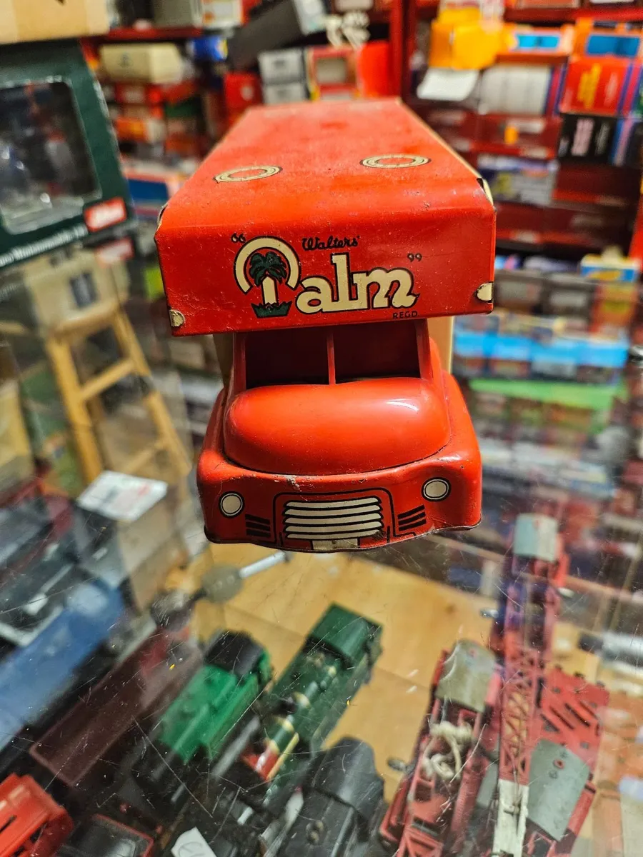 Vintage Triang Tinplate Truck - Image 4